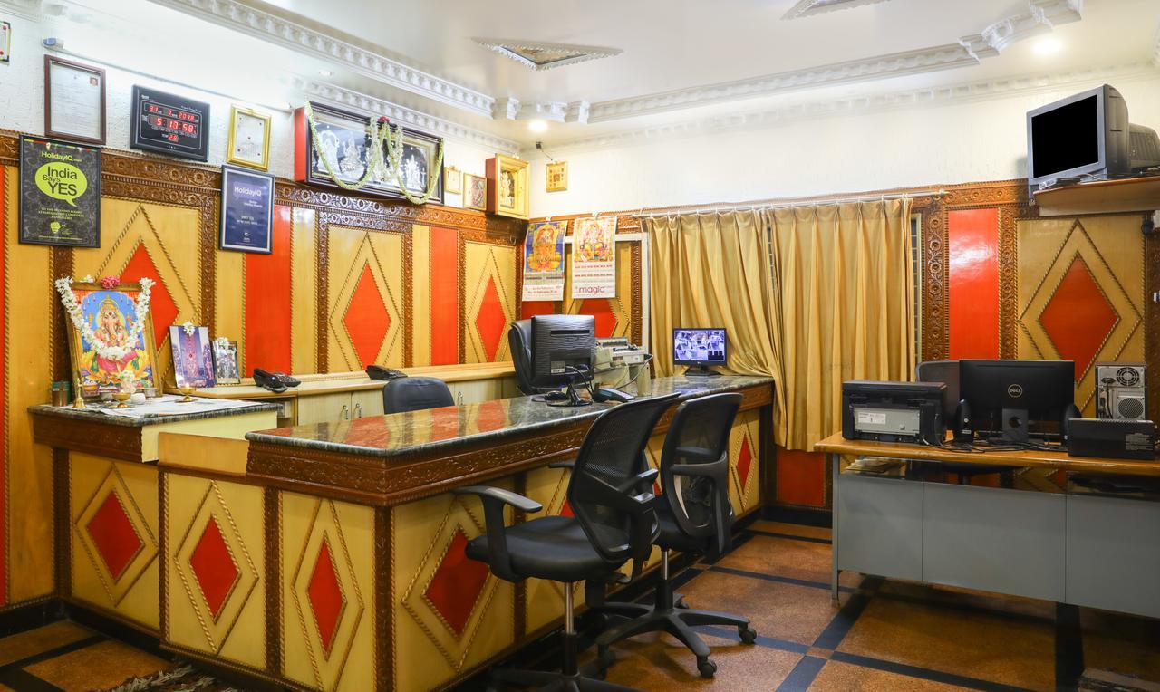 Treebo Nava Nidhi Comforts Bangalore Exteriör bild